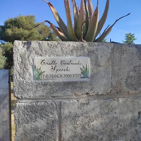Trullo Contrada Specchi Racale