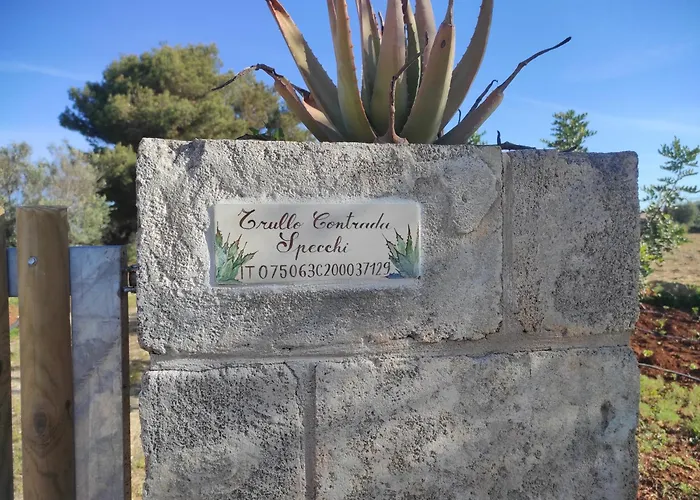 Trullo Contrada Specchi Racale